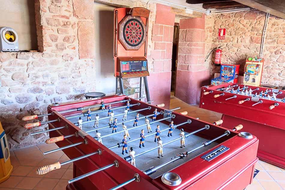 Hostal La Guineu Виладрау Экстерьер фото