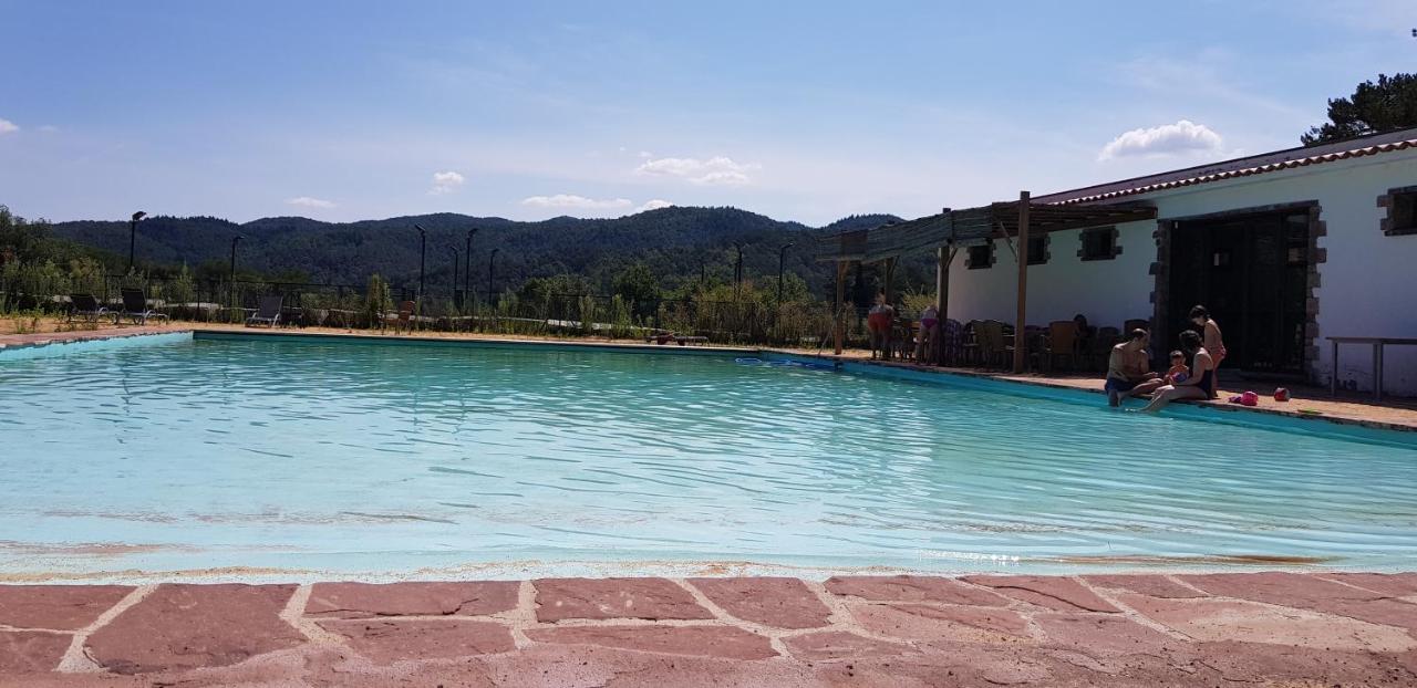 Hostal La Guineu Виладрау Экстерьер фото